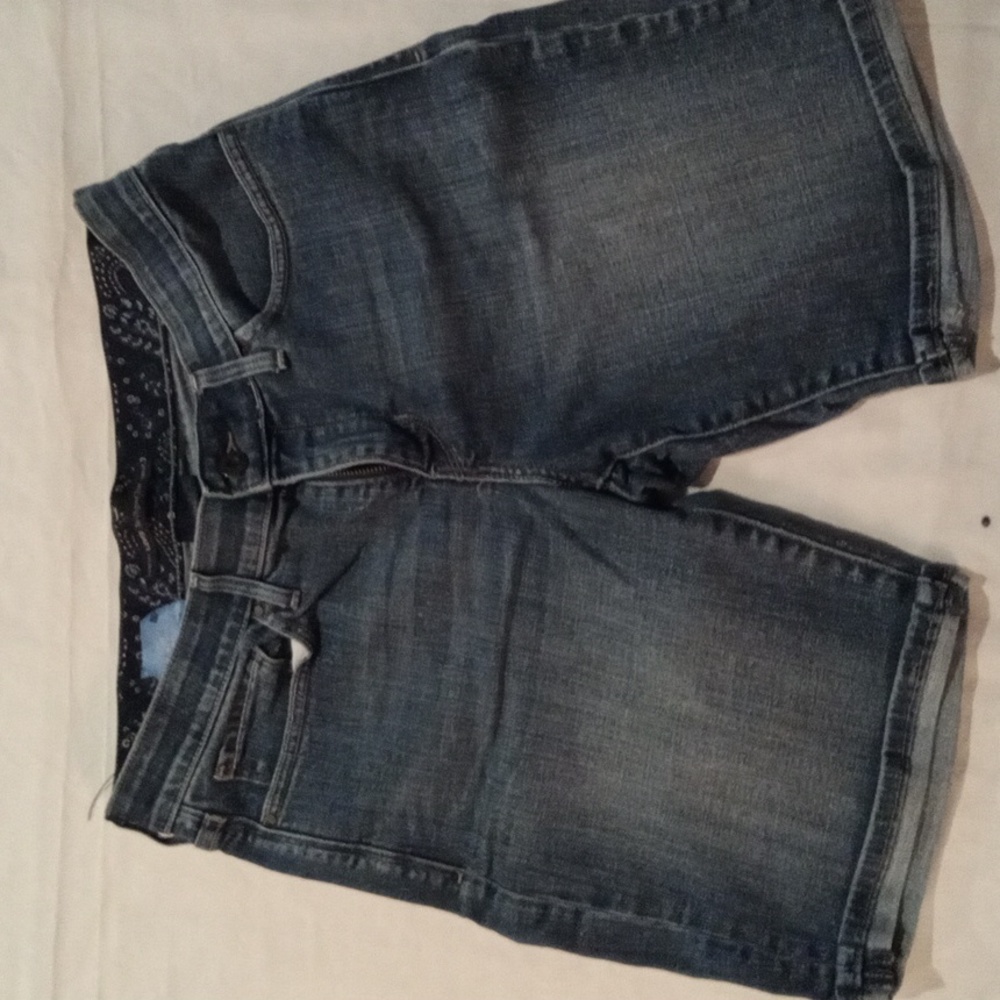 Levi denium shorts